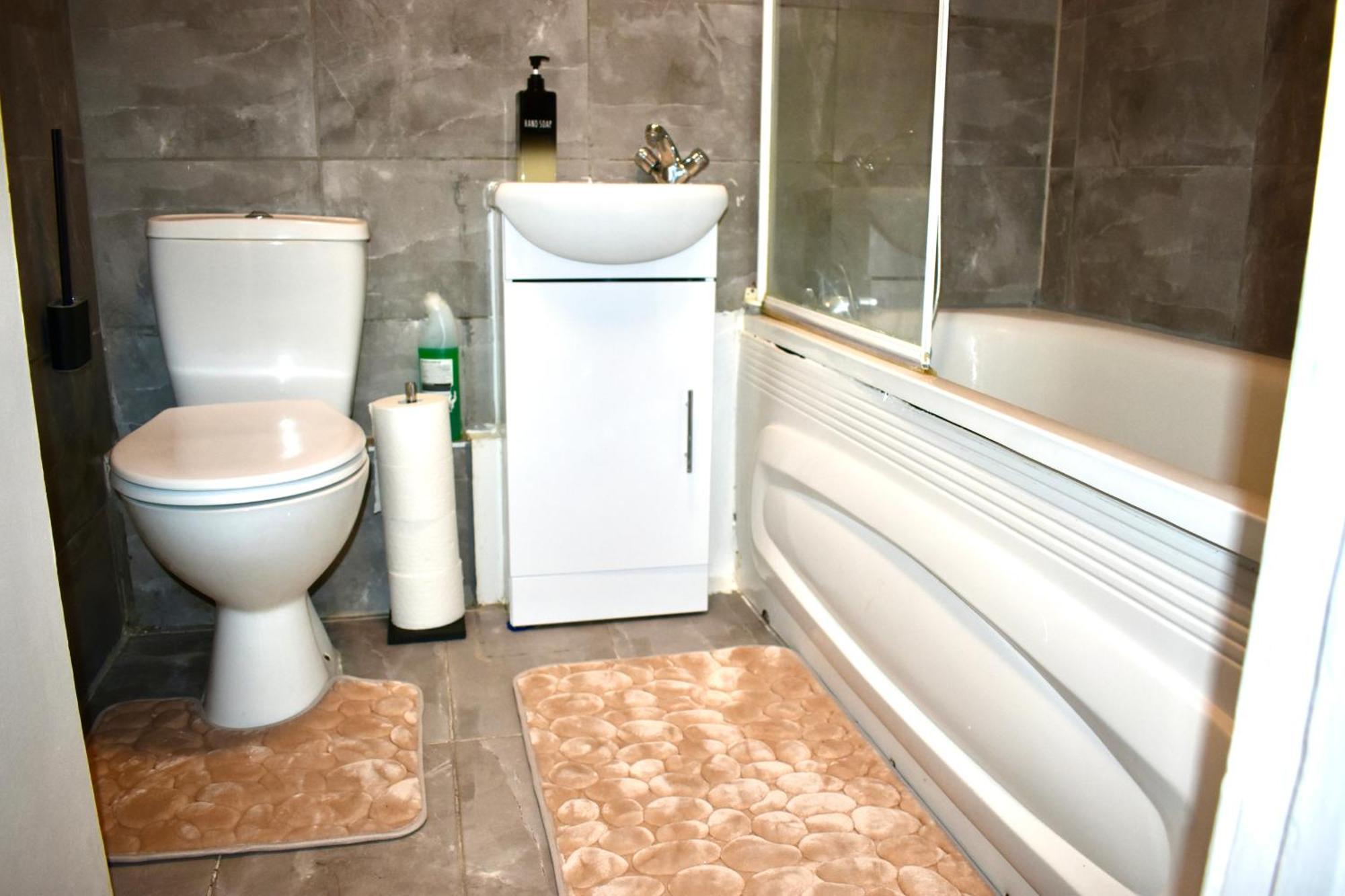 Luxury 2 Bedroom Apartment, Parking, Few Minutes Walk From Wembley Stadium Londýn Exteriér fotografie