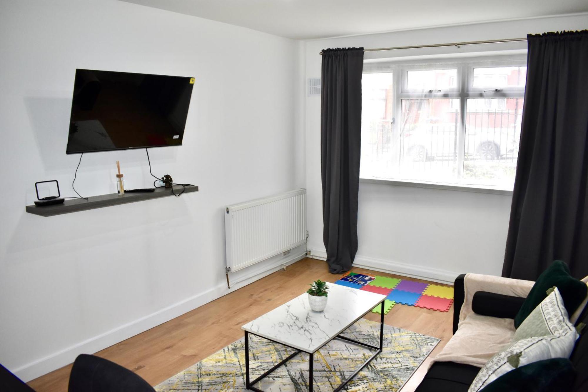 Luxury 2 Bedroom Apartment, Parking, Few Minutes Walk From Wembley Stadium Londýn Exteriér fotografie
