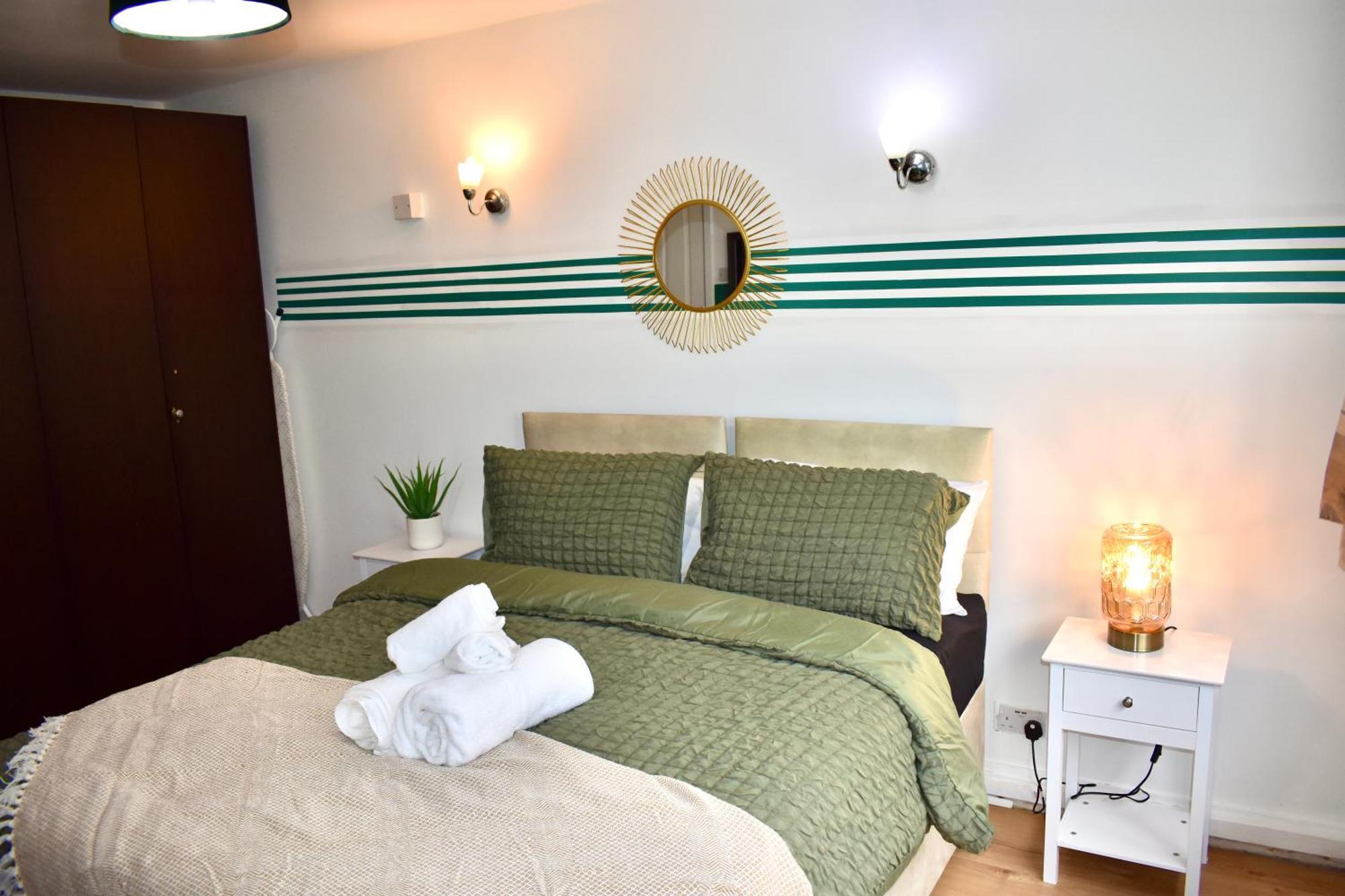 Luxury 2 Bedroom Apartment, Parking, Few Minutes Walk From Wembley Stadium Londýn Exteriér fotografie
